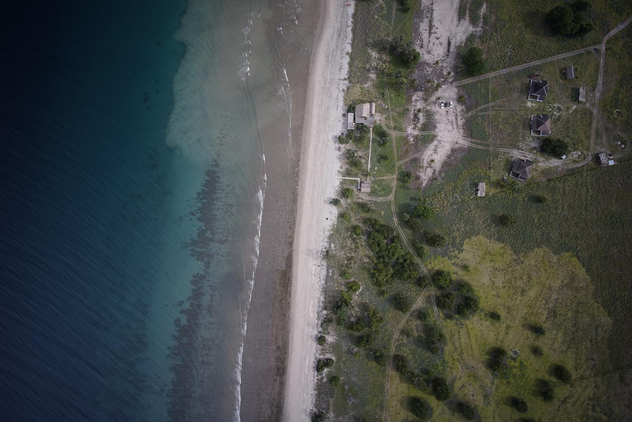 Wera Beach Kadumbul Esterno foto